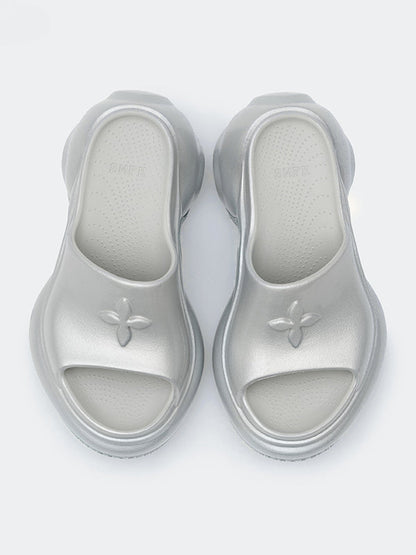 COMPASS WAVE Platform Bumper Sandals In Silver