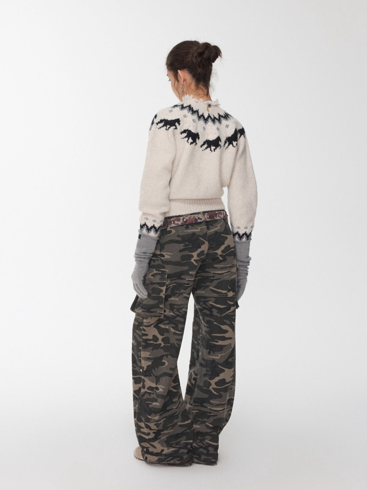 Fair Isle Pony Jacquard Chunky Knit Sweater