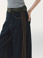 Ribbon Trim Curved Jeans