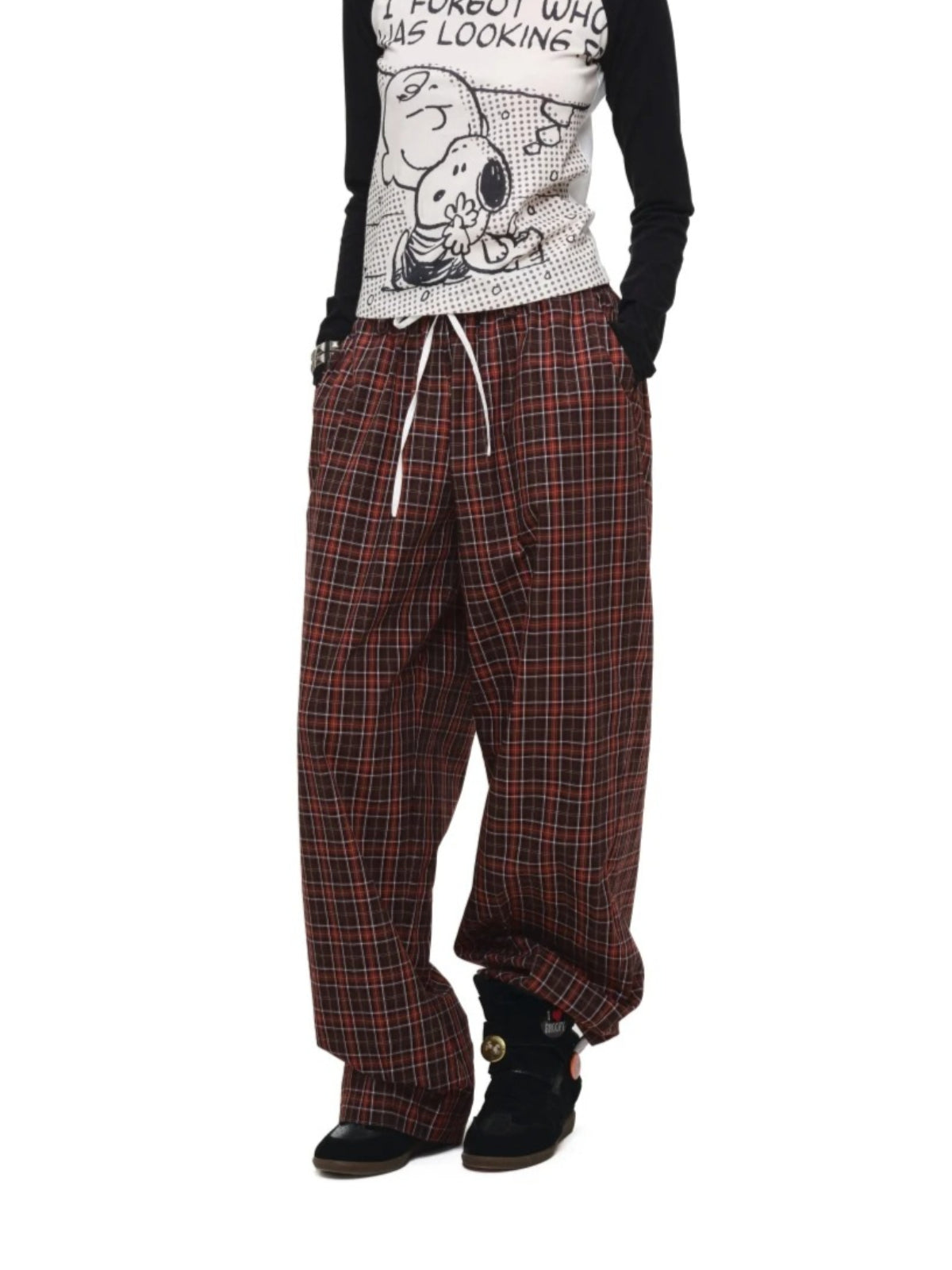 Contrast Embroidered Wide-Leg Pants