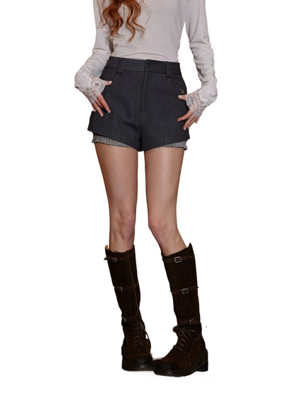 Contrast Fake Two-Piece Illusion High-Waist Shorts