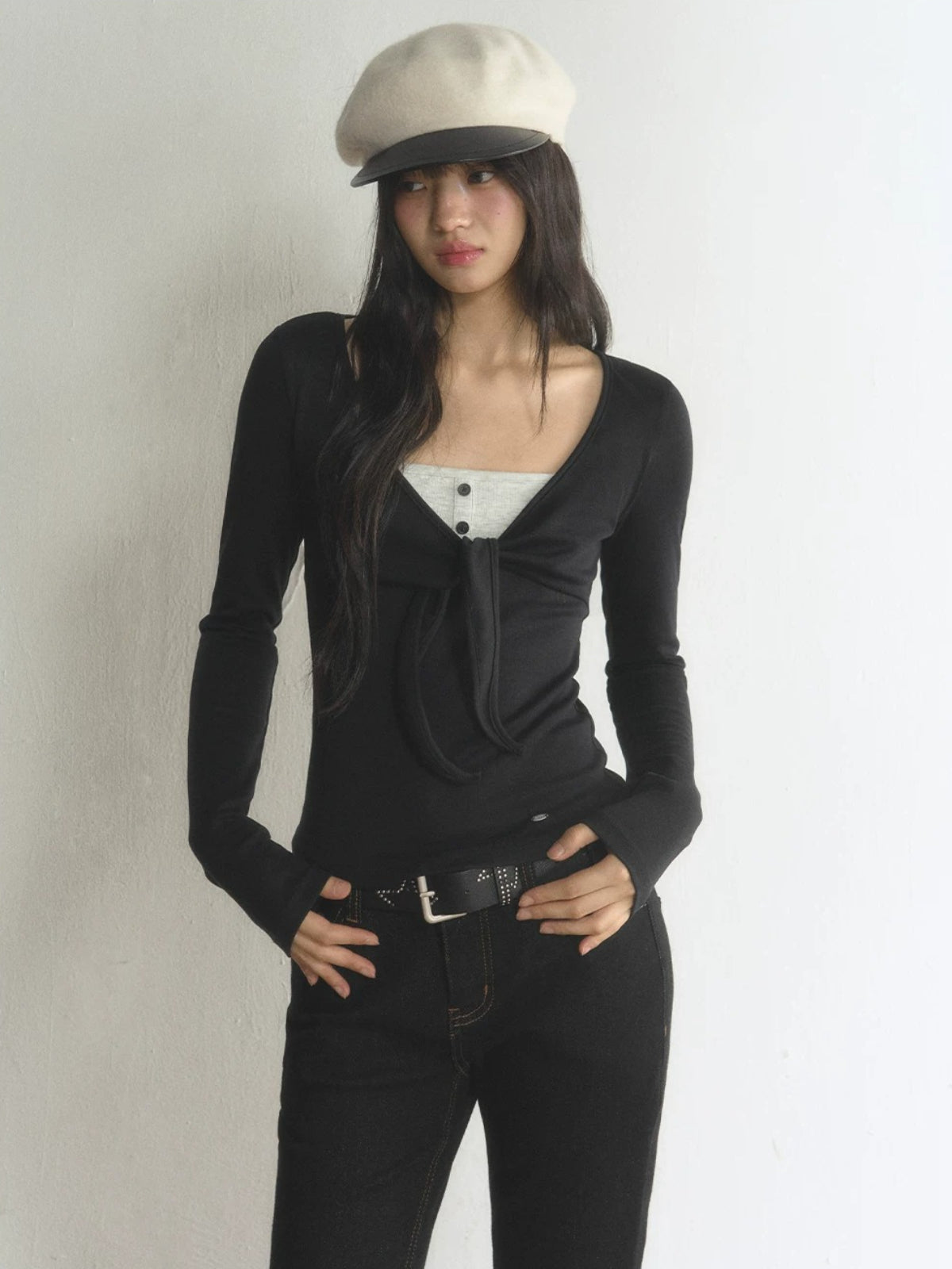 Contrast Bow V-Neck Layered T-Shirt