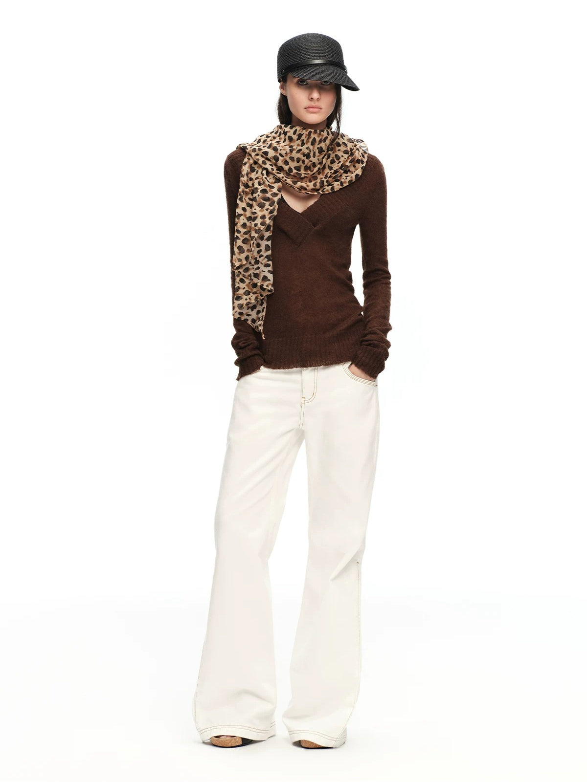 Contrast Flare Jeans
