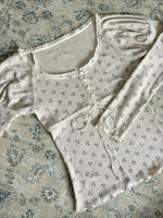 Vintage V-Neck Floral Top