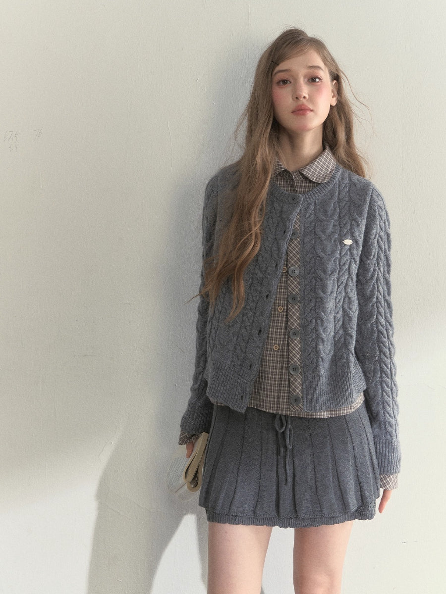 “Pine Dusk” Wool-Blend Doll Collar Knit Sweater