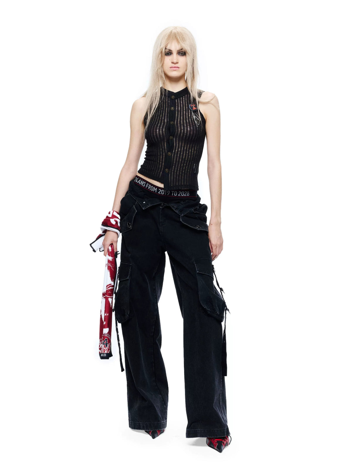 Multi-Pocket Eyelet Ribbon Jeans