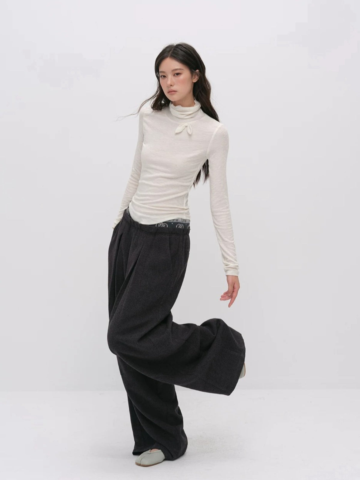 Bowknot Turtleneck Wool Top