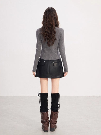 V-neck Shiny Yarn Knit Base Layer