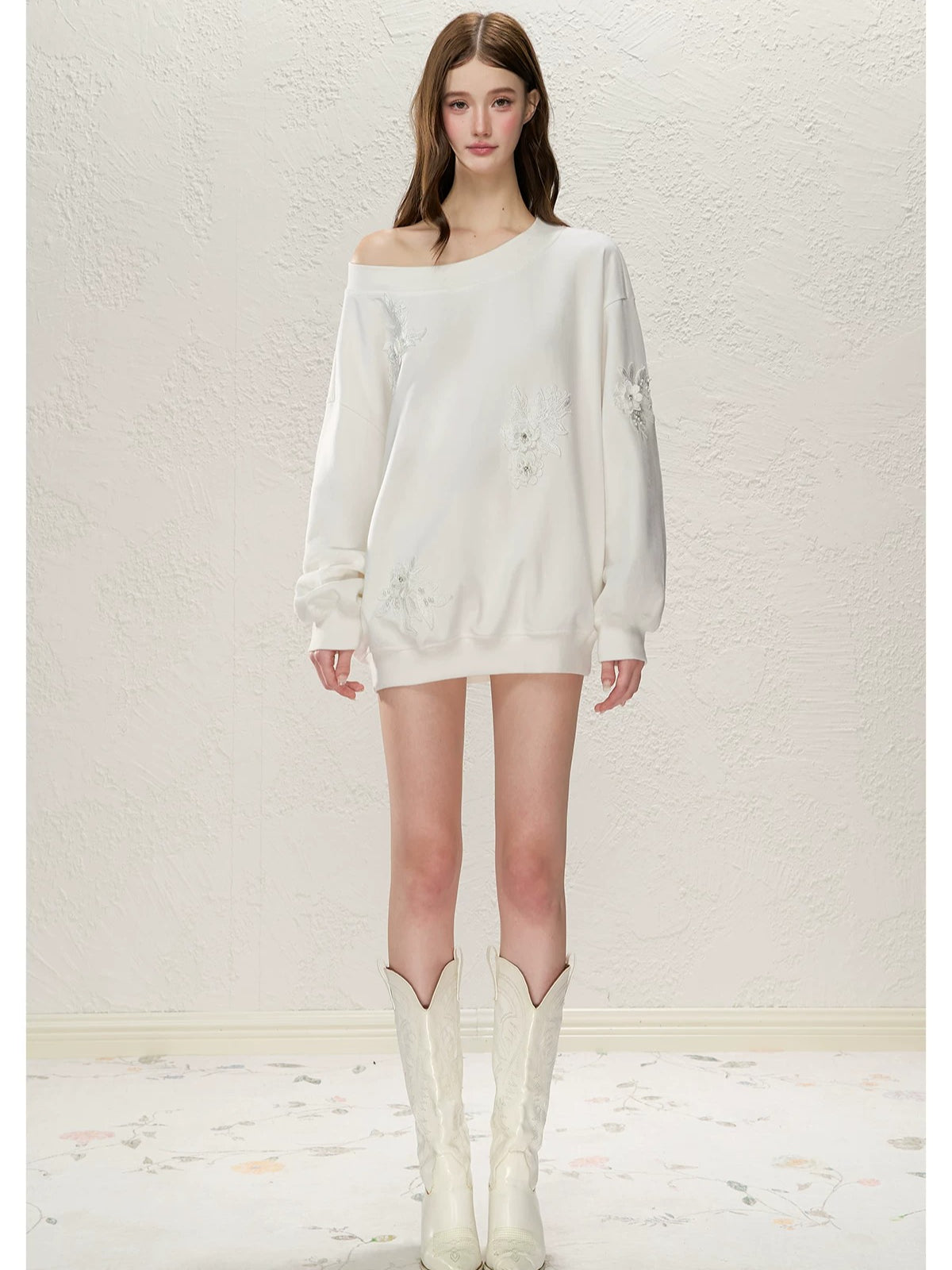 Asymmetric Shoulder Oversized Sweatshirt
