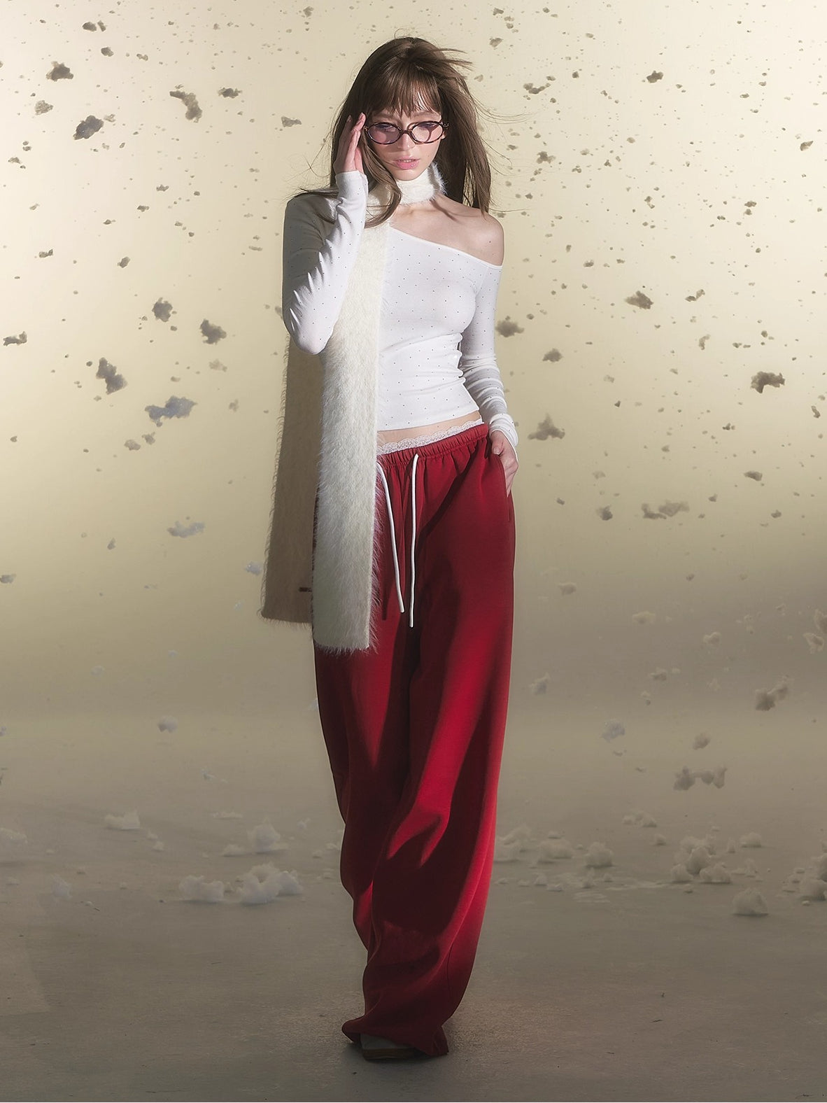 White Rhinestone Knit Off-Shoulder Slim-Fit T-Shirt