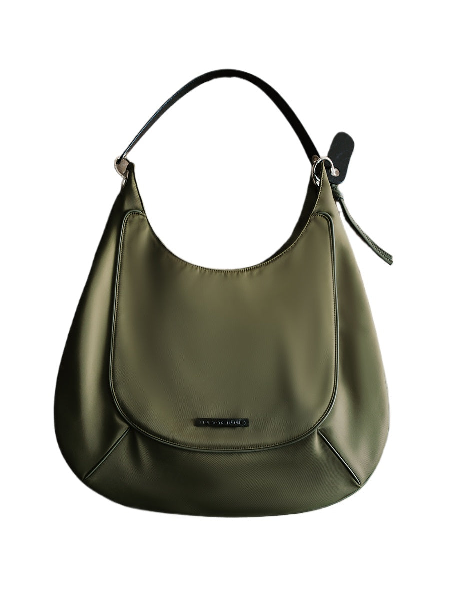 Large-Capacity Commuter Saddle Bag