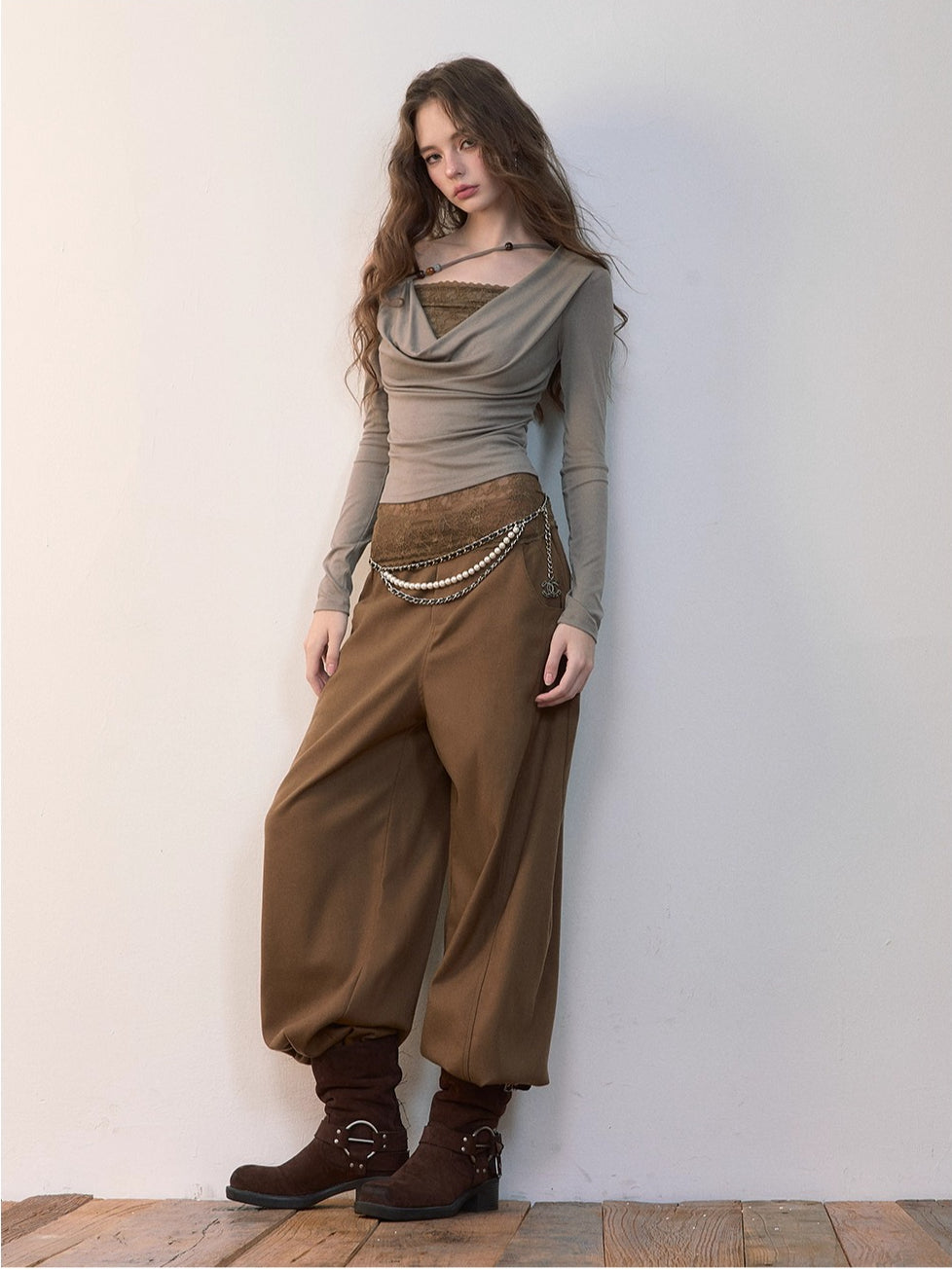 Wide-Leg Relaxed Pants