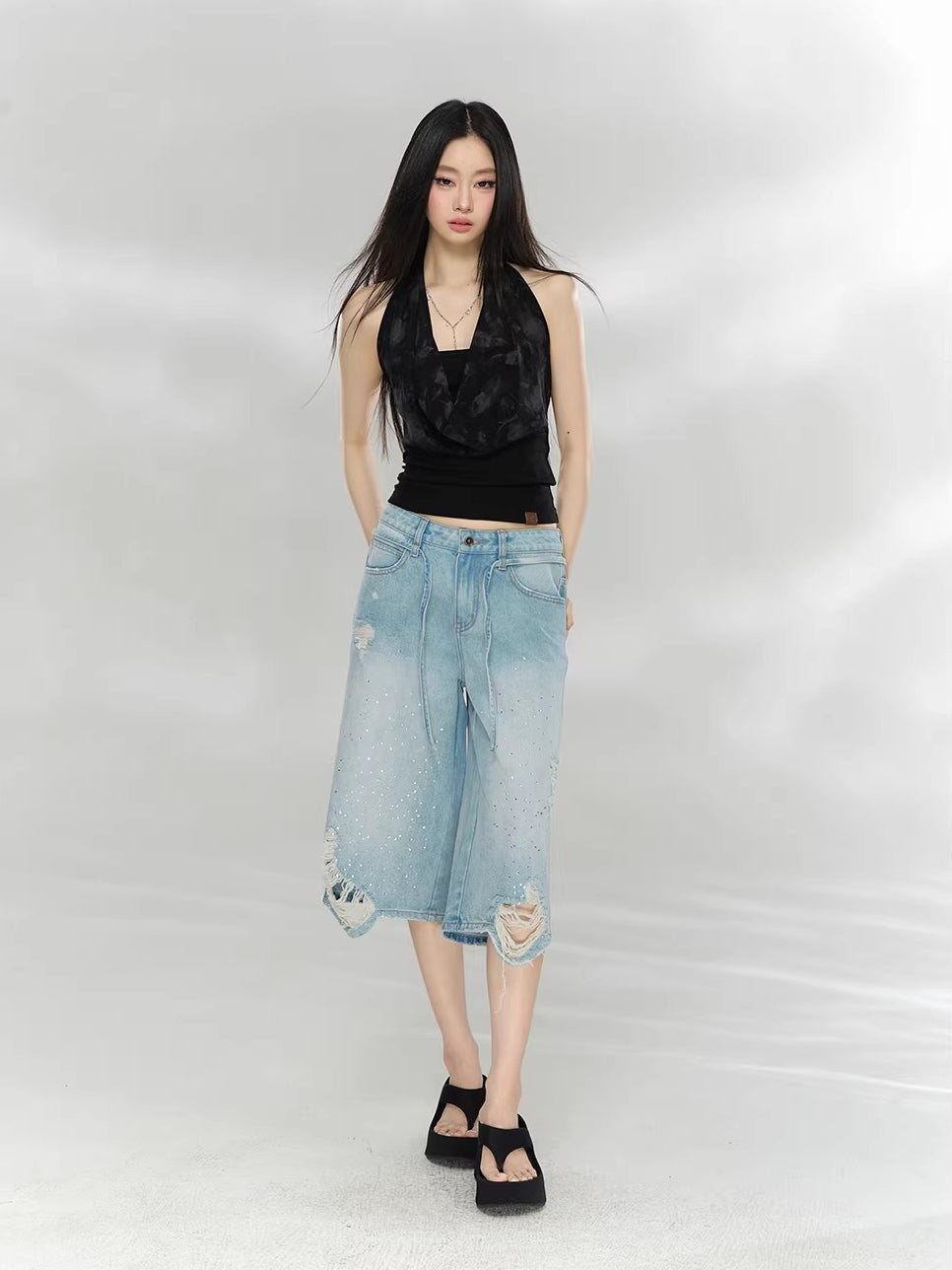 Rhinestone Cropped Jeans