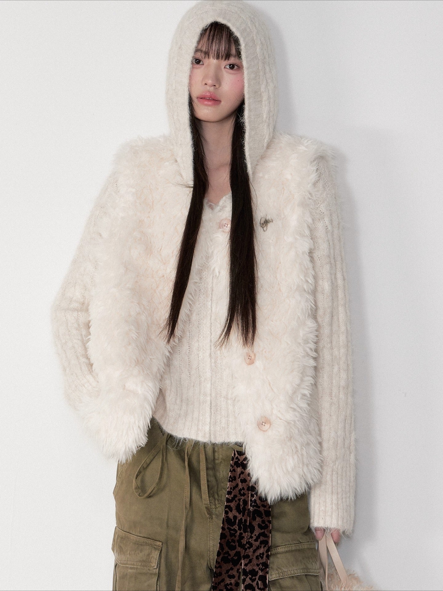 Shearling Logo Pin Curly Vest