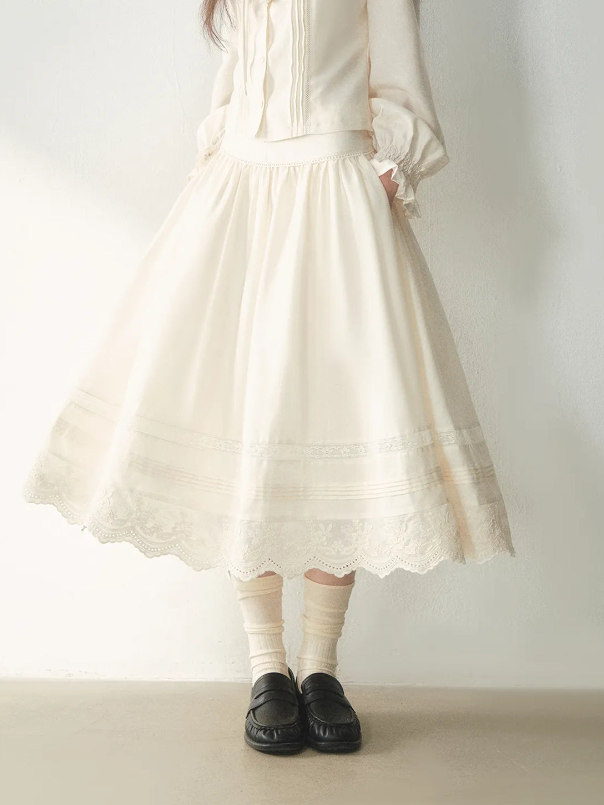 Vintage Ruffle Lace Shirt &amp; Skirt Set