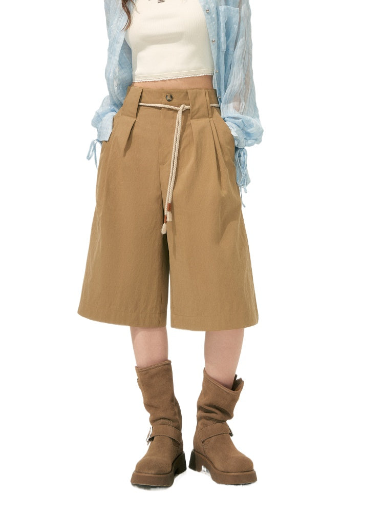 Khaki Simple 3D Pleated Shorts