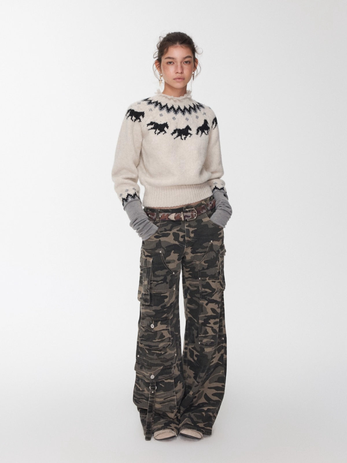 Fair Isle Pony Jacquard Chunky Knit Sweater