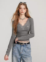 Lace Panel V-Neck Fitted T-Shirt