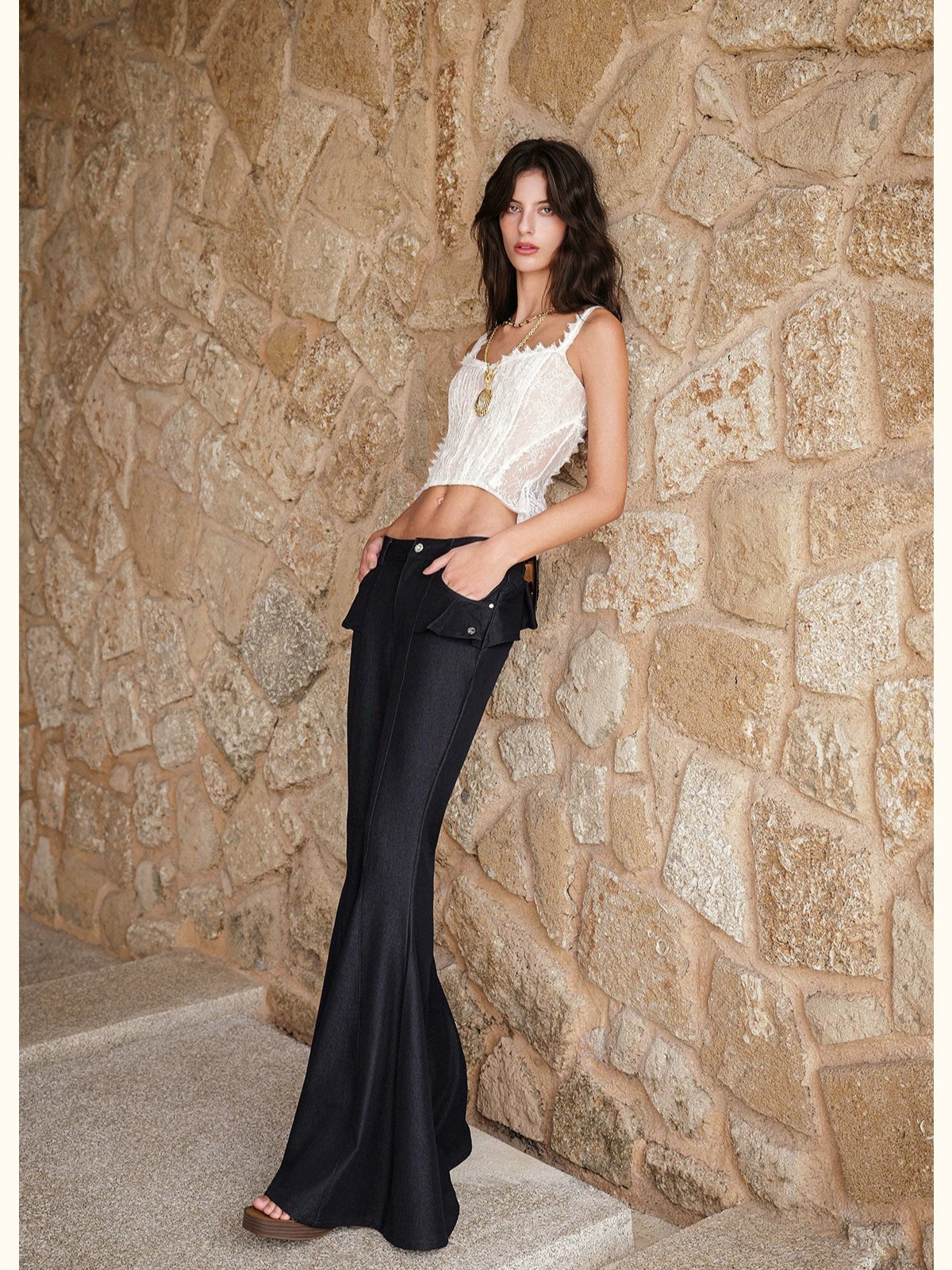 Washed Ruffle Flare Denim Jeans
