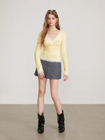Lace Panel V-Neck Fitted T-Shirt
