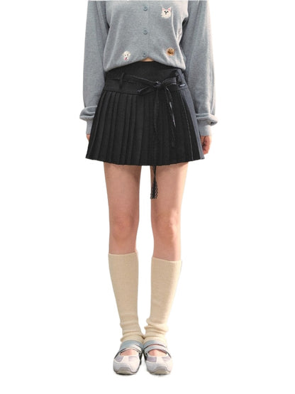 Gray Lace-Up Pleated Skirt