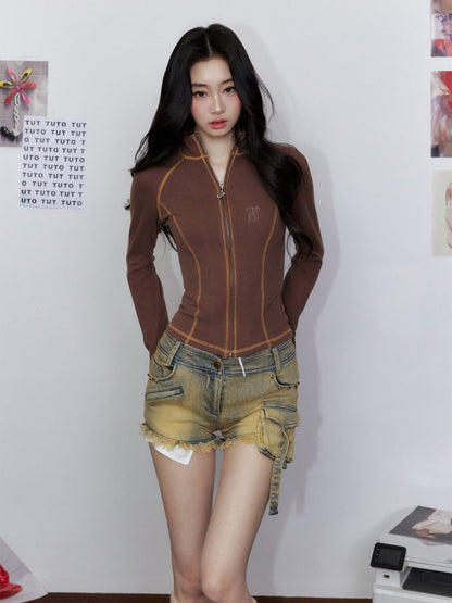 Low-Waisted Studded Bodycon Cargo Denim Shorts