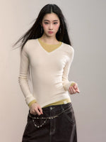 Contrast V-Neck Knit Top