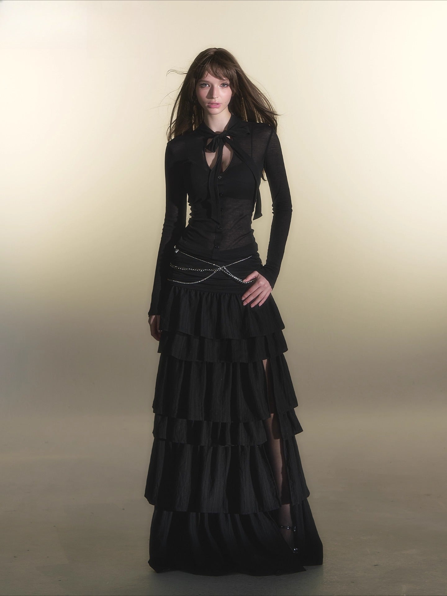 Black V-neck Tencel Wool Long Sleeve Tee