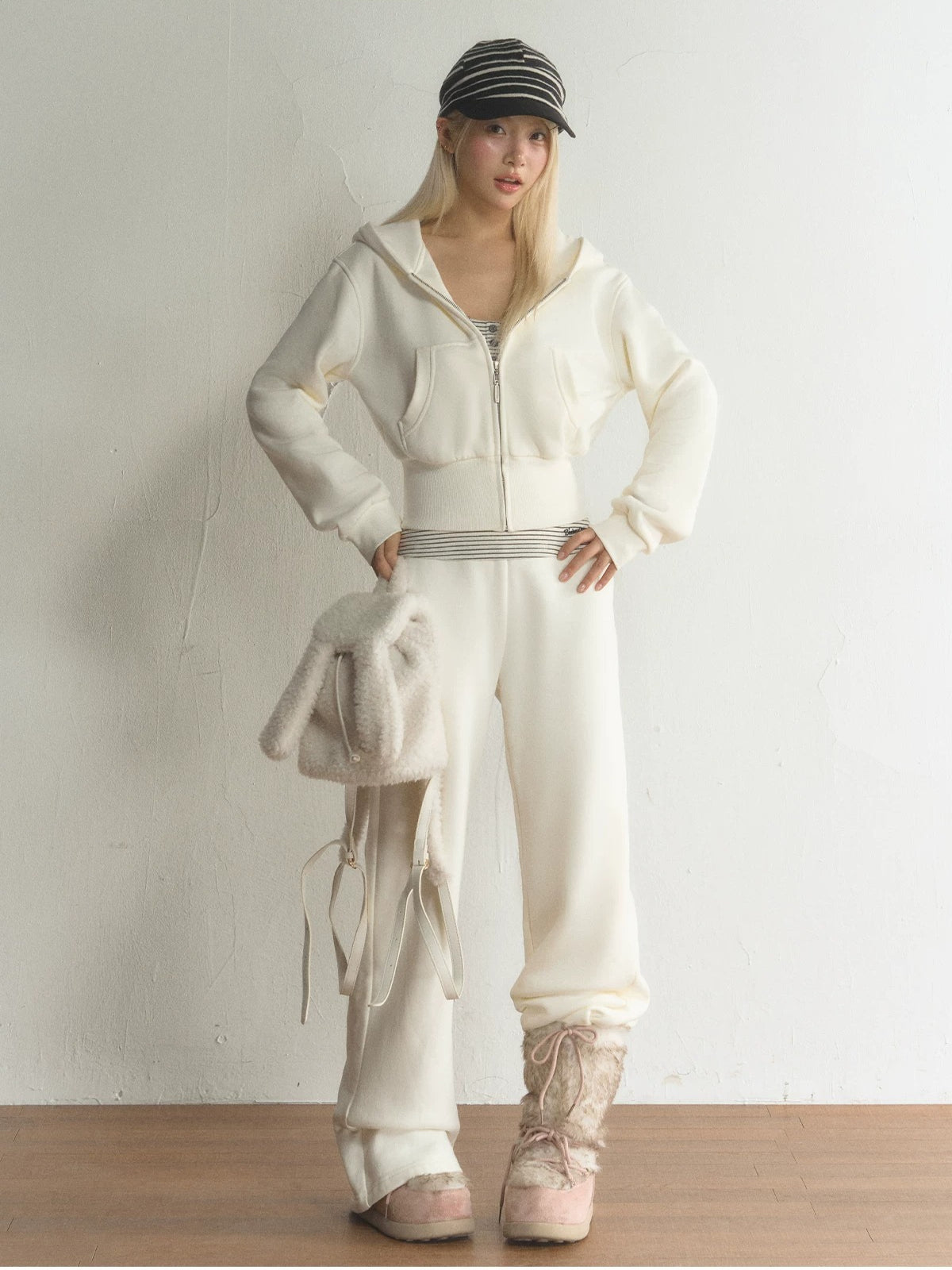 High Waist Fleece-Lined Straight-Leg Pants