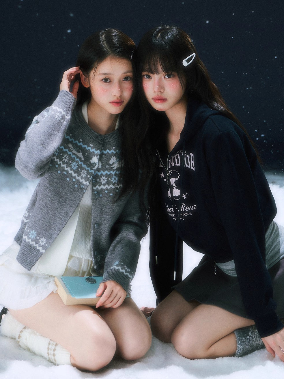 Navy Blue Retro Printed Cropped Hooded Sweatshirt