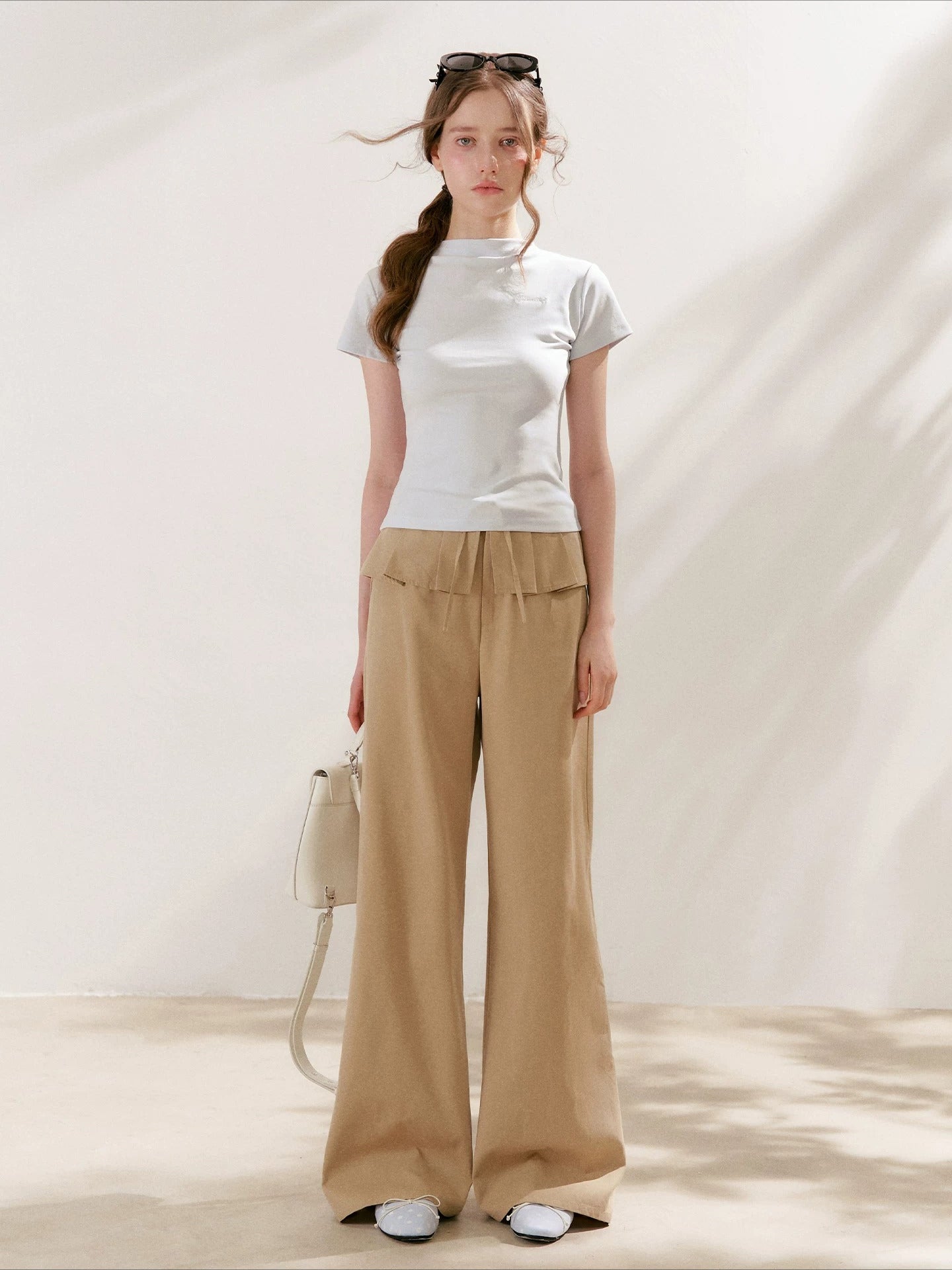 Pleated Wide-Leg Cargo Pants