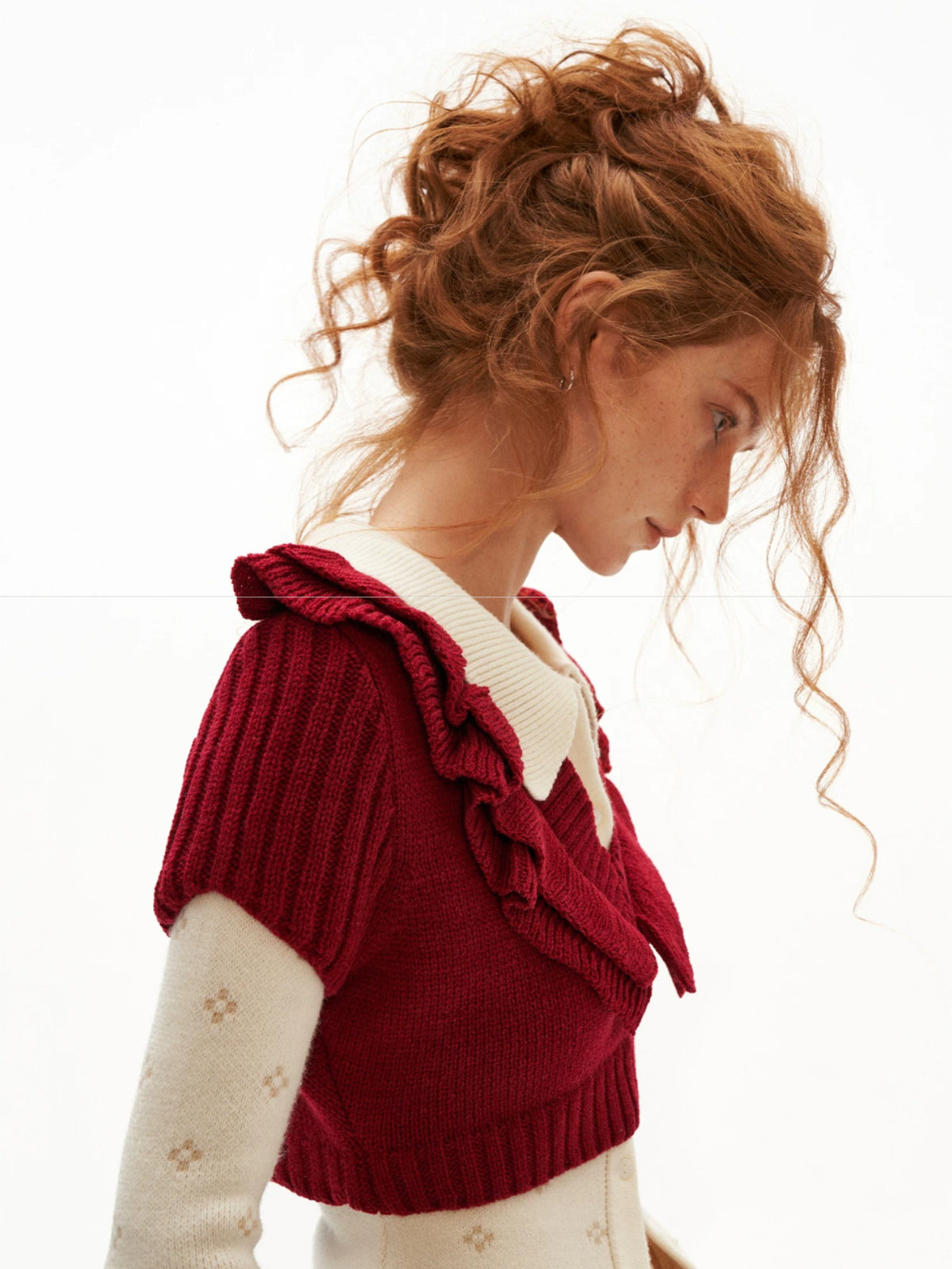 Soft Ruffle Trim V-Neck Cropped Knit Top