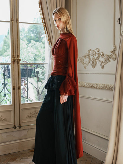 Nina Halter Neck V-neck Short Fitting Top