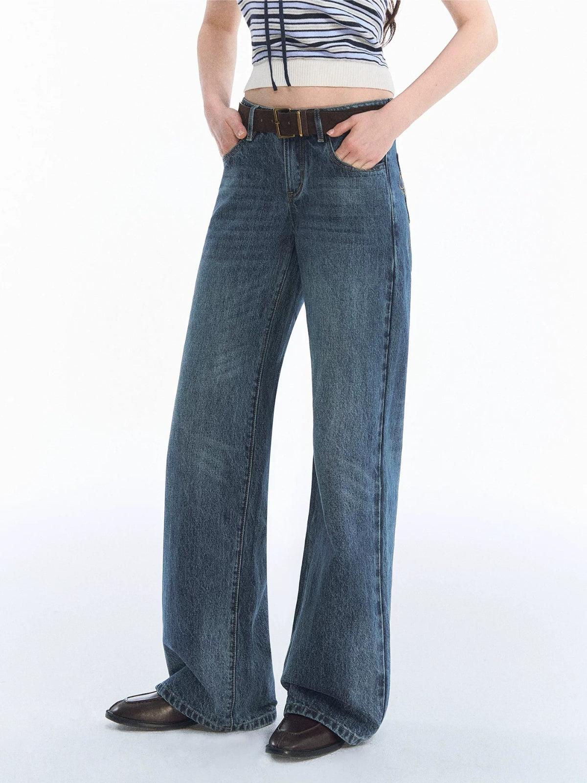 Vintage Washed Bow Embroidered Jeans