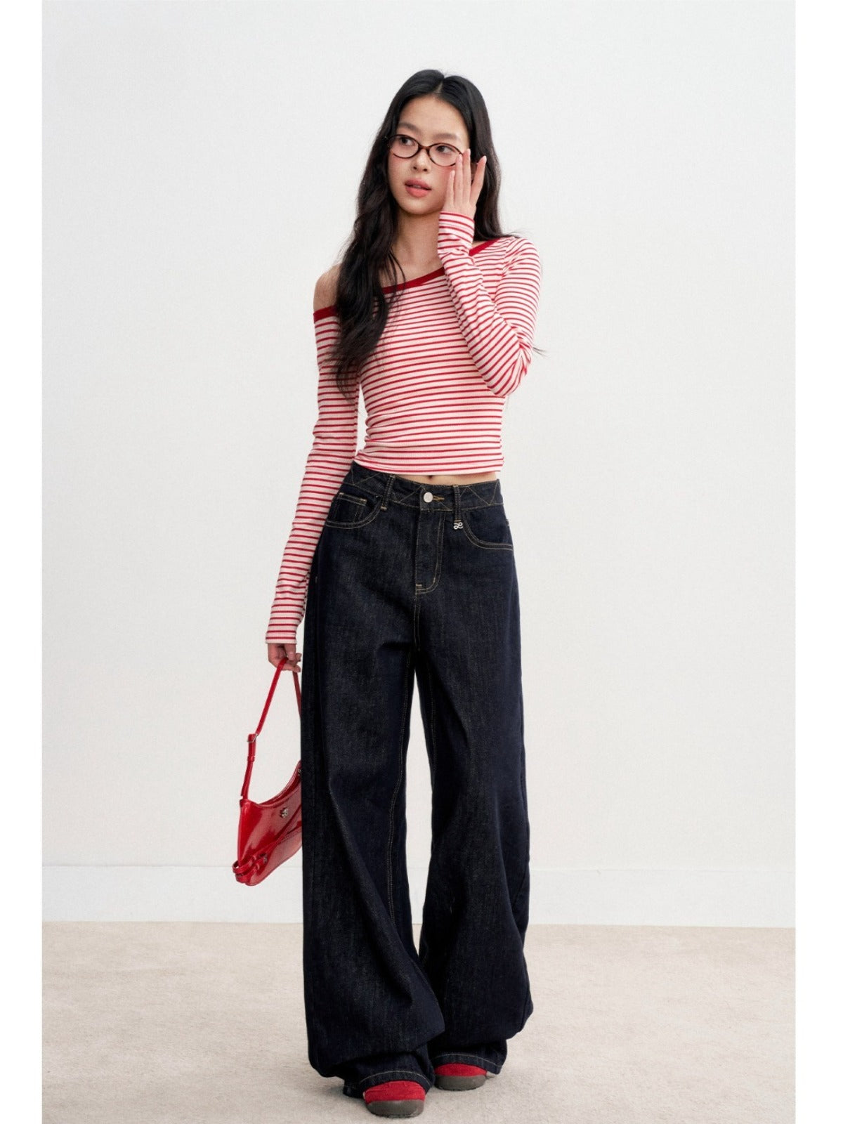 Contrast Pocket Straight Leg Jeans