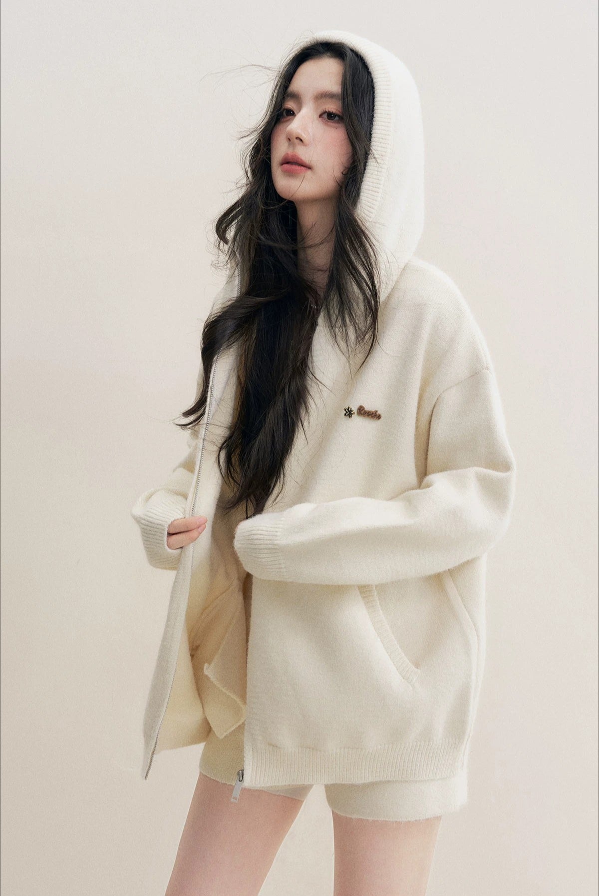 Beige Hoodie Knit Three-Piece Set