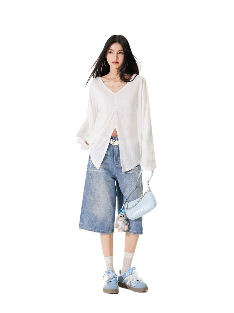 Ripped Capri Denim Pants
