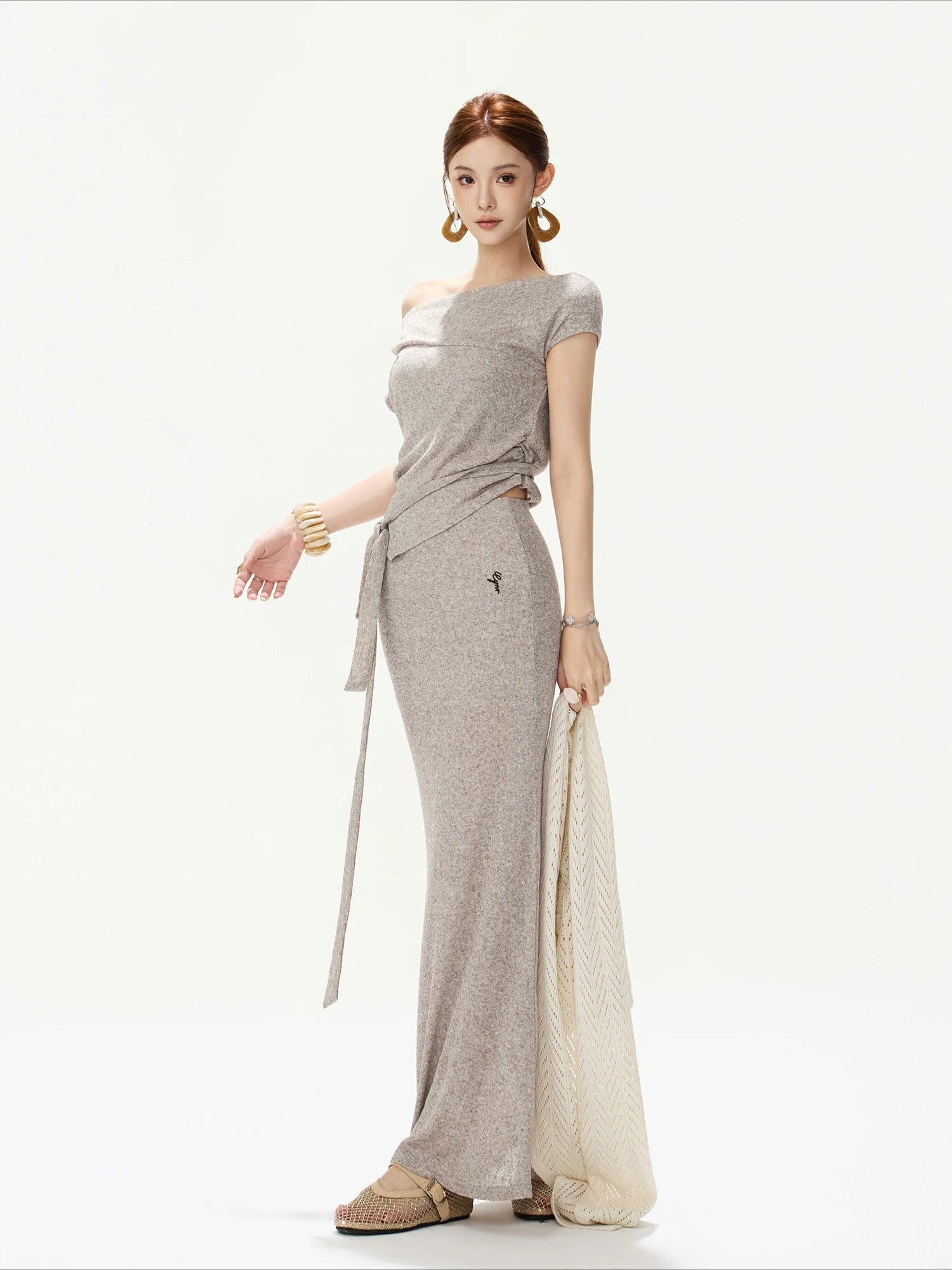 Gray Tie-Waist Knit Top &amp; Skirt Set
