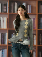 Diamond Pattern Cropped Knit Top