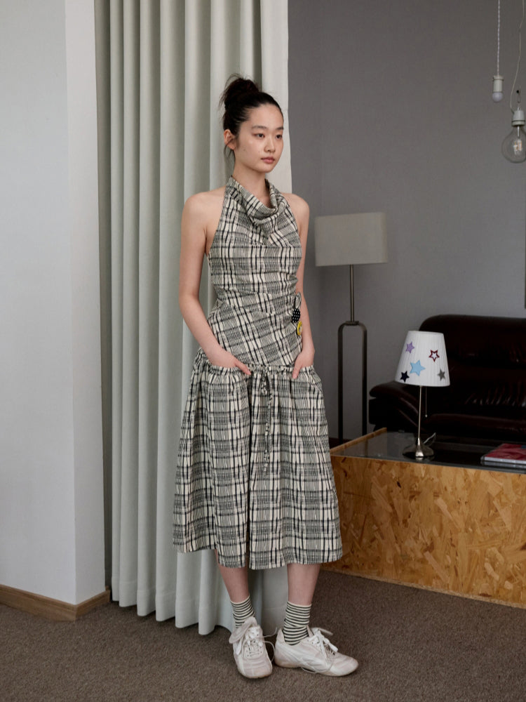 Plaid Halter Neck Backless Tank Top &amp; Midi Skirt Set