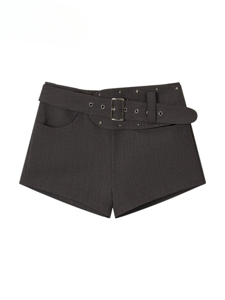 Chic Waist Belt Irregular Detail Shorts