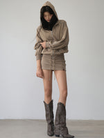 Rivet Loose Zip-up Hoodie