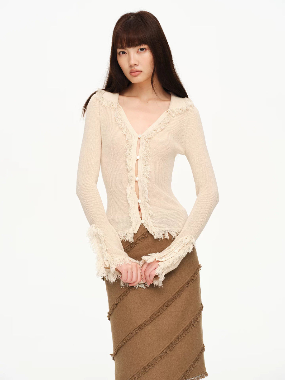 Fringed Collar Fitted Knit Cardigan