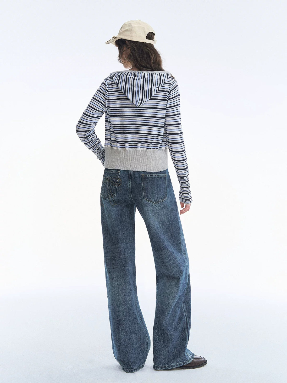 Vintage Washed Bow Embroidered Jeans
