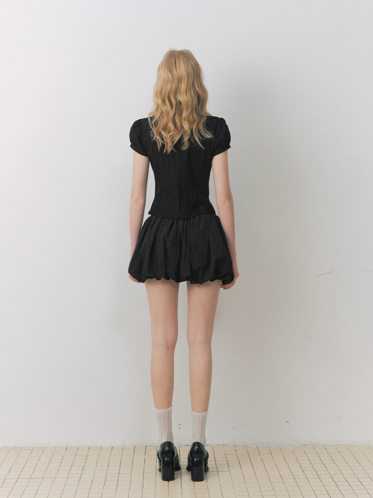 Shell Button Puff Sleeve Shirt