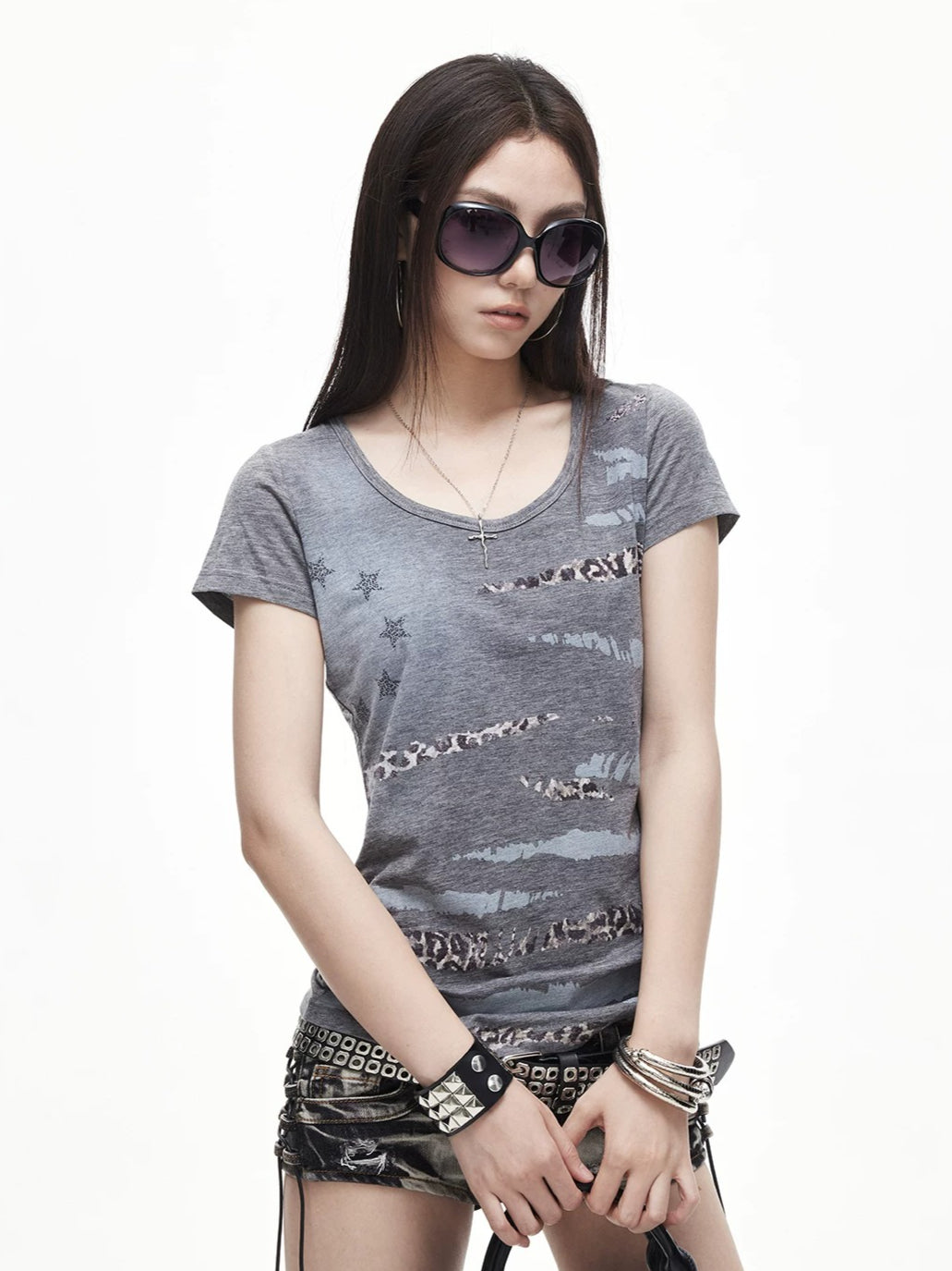 Contrast Graphic T-Shirt