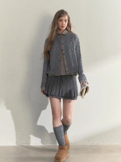 “Pine Dusk” Wool-Blend Doll Collar Knit Sweater