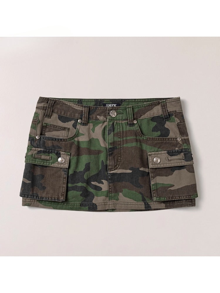Compass Wild Road Cargo Skirt Sand