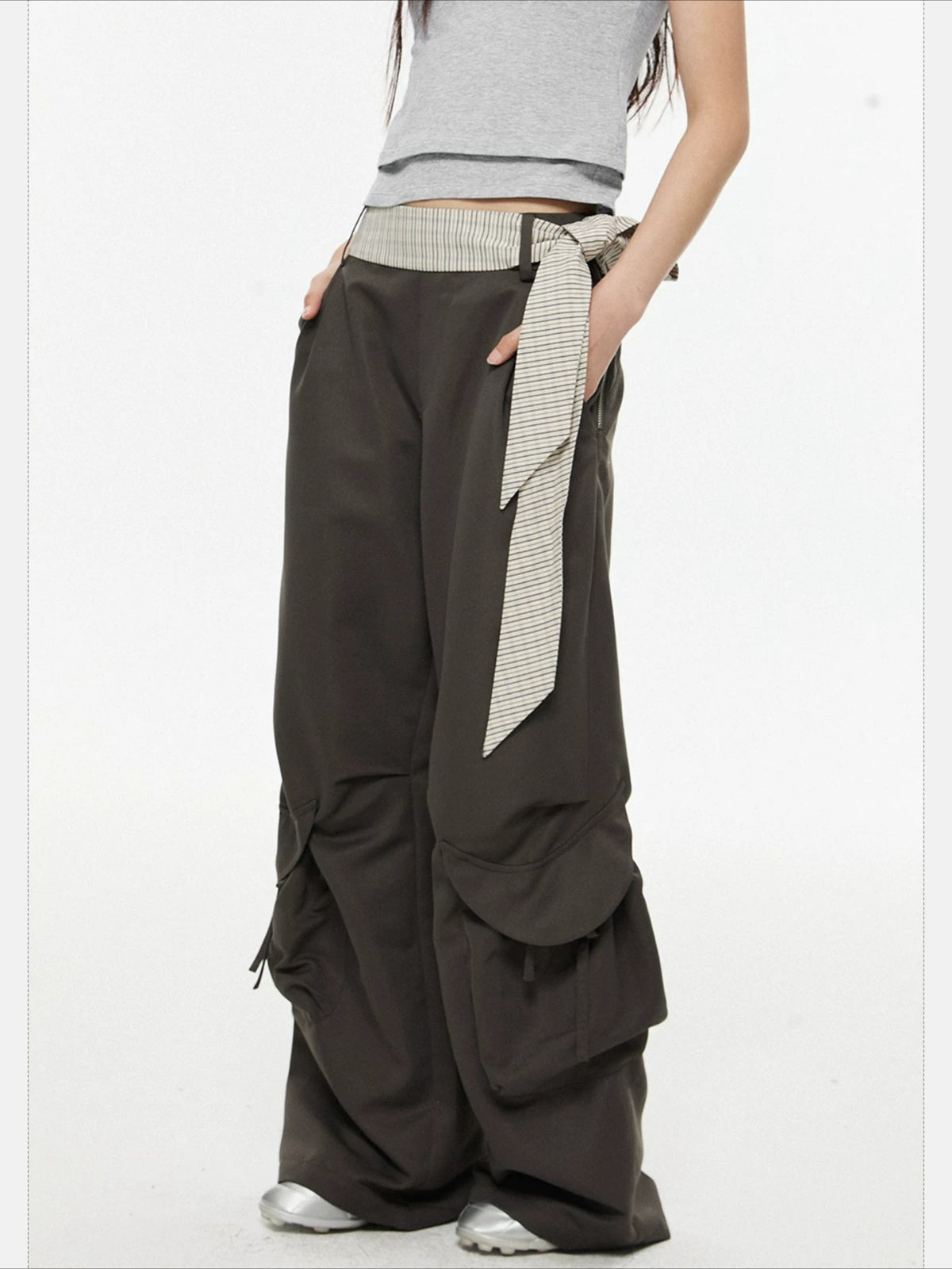 Pocket Pleated Cargo Pants