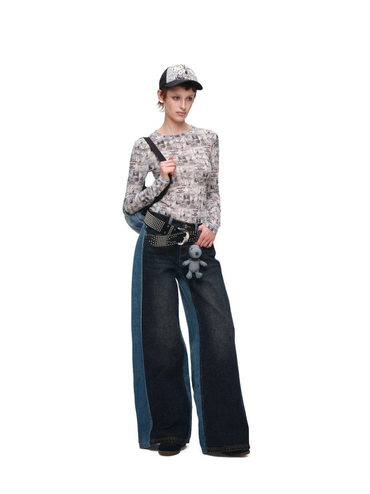 Contrast Embroidered Straight Leg Jeans